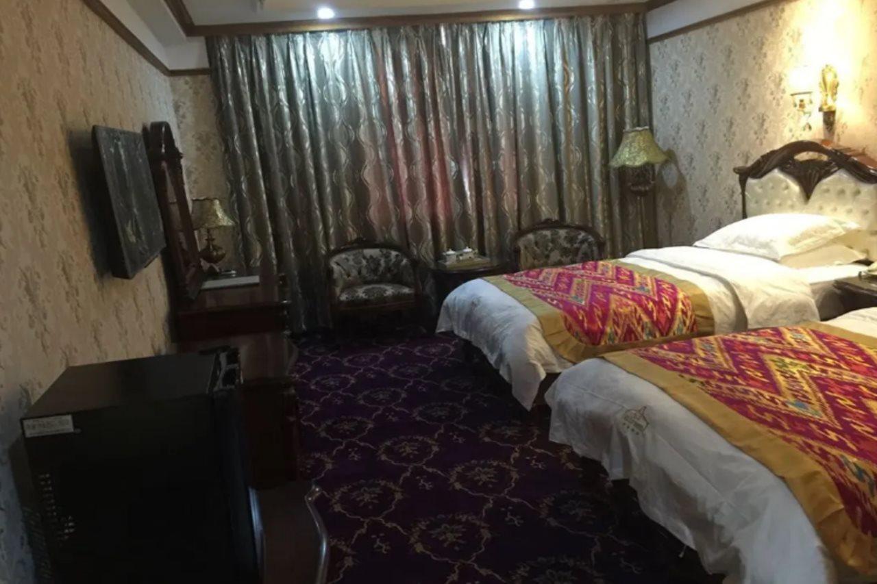 Nurlan Hotel Kashgar Buitenkant foto