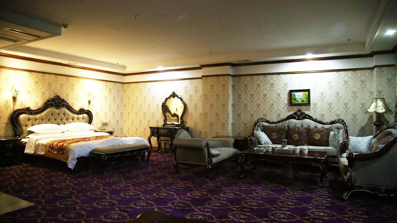 Nurlan Hotel Kashgar Buitenkant foto