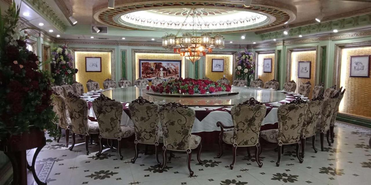 Nurlan Hotel Kashgar Buitenkant foto